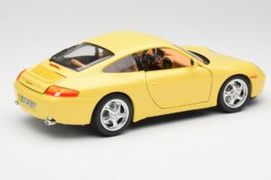 Porsche 911 996 Carrera Жълт Bburago 1:18 30085-M1 Метал — снимка 3 от 8