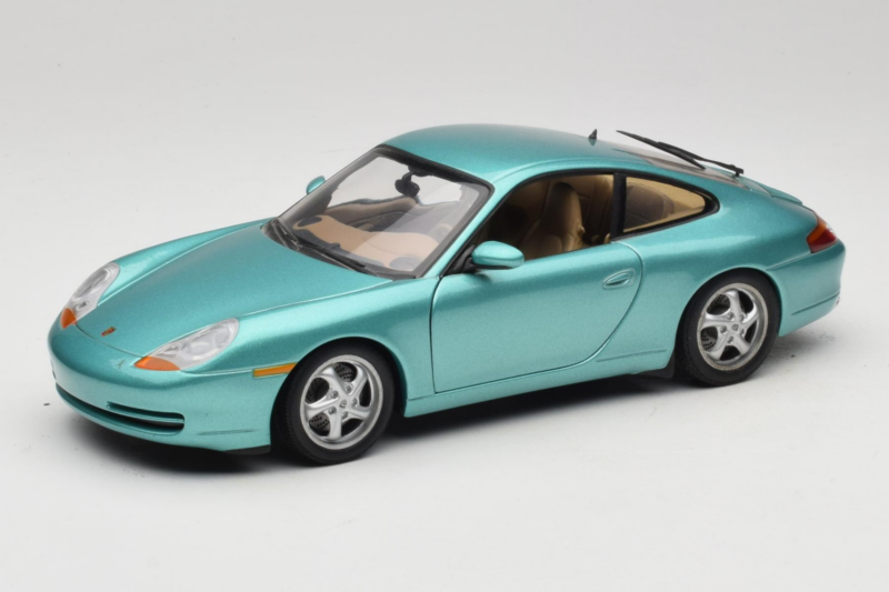 Porsche 911 996 Green Metallic UT Models 1:18 27901 Метал