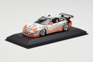 Porsche 911 996 GT3 Cup Mobil 1 #1 VIP Car 2004 Minichamps 1:43 WAP02012115-R1 Метал — снимка 2 от 4