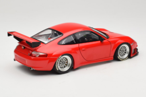 Porsche 911 996 GT3 RSR FIA GT 2004 Червен Minichamps 1:18 100046400 Метал — снимка 3 от 8