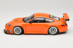 Porsche 911 996 GT3 RSR Оранжев ALMS 2004 Minichamps 1:18 100046402 Метал — снимка 4 от 8