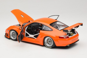 Porsche 911 996 GT3 RSR Оранжев ALMS 2004 Minichamps 1:18 100046402 Метал — снимка 5 от 8