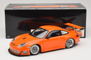 Porsche 911 996 GT3 RSR Оранжев ALMS 2004 Minichamps 1:18 100046402 Метал — снимка 8 от 8