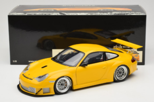 Porsche 911 996 GT3 RSR Yello ALMS 2004 Minichamps 1:18 100046401 Метал — снимка 8 от 8