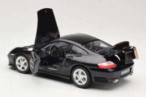 Porsche 911 996 Turbo Черен Bburago 1:18 3367 Метал — снимка 5 от 8
