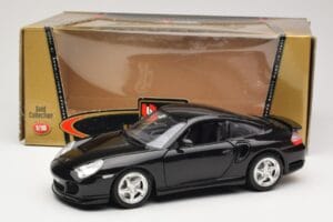 Porsche 911 996 Turbo Черен Bburago 1:18 3367 Метал — снимка 8 от 8