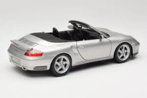 Porsche 911 996 Turbo Кабриолет Сребрист Maisto 1:18 31660 Метал — снимка 3 от 8