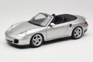 Porsche 911 996 Turbo Кабриолет Сребрист Maisto 1:18 31660 Метал