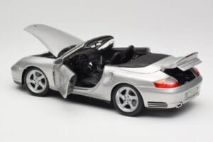 Porsche 911 996 Turbo Кабриолет Сребрист Maisto 1:18 31660 Метал — снимка 5 от 8