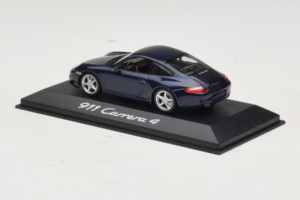 Porsche 911 997 Carrera 4 Dark Blue Metallic Minichamps 1:43 WAP02010016 Метал — снимка 2 от 3