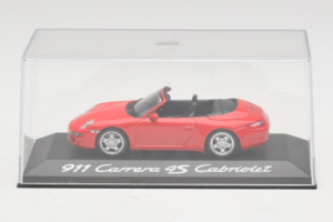 Porsche 911 997 Carrera 4S Кабриолет Червен Minichamps 1:43 WAP02015316 Метал — снимка 5 от 5