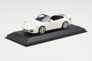 Porsche 911 997 Carrera 4S Carrara Бял Minichamps 1:43 403066431 Метал — снимка 2 от 4