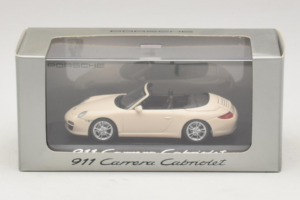 Porsche 911 997 Carrera Кабриолет Бял Minichamps 1:43 WAP02001118 Метал — снимка 4 от 5