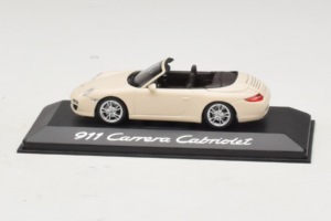 Porsche 911 997 Carrera Кабриолет Бял Minichamps 1:43 WAP02001118 Метал — снимка 5 от 5