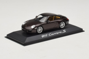 Porsche 911 997 Carrera S Brown Metallic Minichamps 1:43 WAP02001318 Метал — снимка 2 от 4