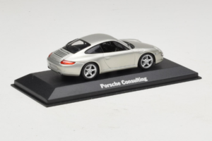 Porsche 911 997 Carrera Silver Metallic Minichamps 1:43 WAP02011515 Метал — снимка 3 от 5
