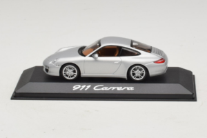 Porsche 911 997 Carrera Silver Metallic Minichamps 1:43 WAP02001218 Метал