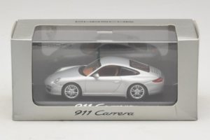 Porsche 911 997 Carrera Silver Metallic Minichamps 1:43 WAP02001218 Метал — снимка 5 от 5