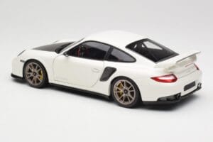Porsche 911 997 GT2 RS Бял Minichamps 1:18 100069400 Метал — снимка 7 от 8
