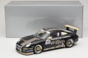 Porsche 911 997 GT3 Cup #88 VIP Porsche Mobil 1 Supercup 2007 AUTOart 1:18 WAP02112517 Метал — снимка 8 от 8
