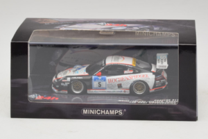 Porsche 911 997 GT3 #5 24 Hours of Nurburgring 2009 Minichamps 1:43 437096705 Метал — снимка 4 от 4