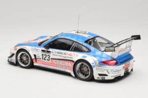Porsche 911 997 GT3 R #123 Muhlner Motorsport E. Fumal / E. Thiry 24 Hours of Spa 2011 Minichamps 1:18 151118923 Метал — снимка 5 от 6