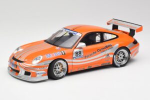 Porsche 911 997 GT3 R #88 Porsche Consulting 2005 AUTOart 1:18 77821 Метал