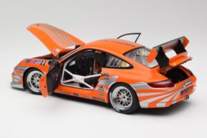 Porsche 911 997 GT3 R #88 Porsche Consulting 2005 AUTOart 1:18 77821 Метал — снимка 5 от 8