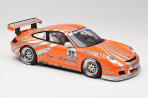 Porsche 911 997 GT3 R #88 Porsche Consulting 2005 AUTOart 1:18 77821 Метал — снимка 6 от 8