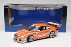 Porsche 911 997 GT3 R #88 Porsche Consulting 2005 AUTOart 1:18 77821 Метал — снимка 8 от 8