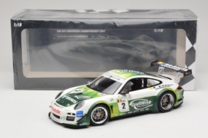 Porsche 911 997 GT3 R #2 Prospeed Competition B. Heylen / P. Lappalainen FIA GT3 2011 Minichamps 1:18 151118902 Метал — снимка 6 от 6