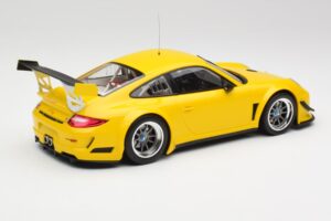 Porsche 911 997 GT3 R Street Racing Жълт Minichamps 1:18 151108902 Метал — снимка 2 от 6