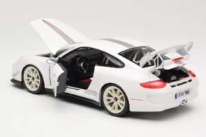 Porsche 911 997 GT3 RS 4.0 Бял Bburago 1:18 18-11036 Метал — снимка 5 от 8