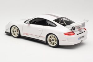 Porsche 911 997 GT3 RS 4.0 Бял Bburago 1:18 18-11036 Метал — снимка 7 от 8