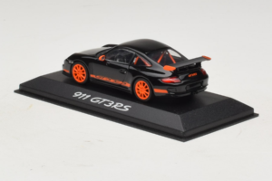 Porsche 911 997 GT3 RS Черен Оранжев Minichamps 1:43 WAP02012817 Метал — снимка 3 от 4