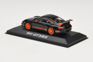 Porsche 911 997 GT3 RS Черен Оранжев Minichamps 1:43 WAP02012817-R1 Метал — снимка 3 от 4
