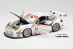Porsche 911 997 GT3 RSR #83 Team Seikel L. Nielsen / M. Ehret / D. Farnbacher 24 Hours of Le Mans 2006 Minichamps 1:18 100066 — снимка 2 от 8