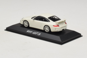 Porsche 911 997 GT3 Бял Minichamps 1:43 WAP02012016 Метал — снимка 3 от 5
