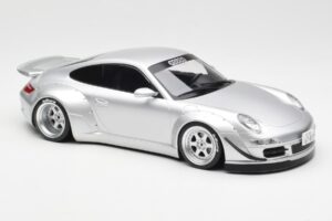 Porsche 911 997 RWB Abu Dhabi IXO 1:18 18CMC166 Метал — снимка 4 от 6
