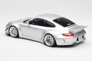 Porsche 911 997 RWB Abu Dhabi IXO 1:18 18CMC166 Метал — снимка 5 от 6