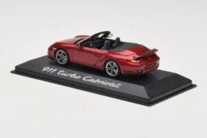 Porsche 911 997 Turbo Кабриолет Червен Minichamps 1:43 WAP0200130A Метал — снимка 3 от 4