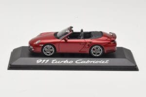 Porsche 911 997 Turbo Кабриолет Червен Minichamps 1:43 WAP0200130A Метал