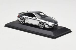 Porsche 911 997 Turbo Chrome Silver Minichamps 1:43 WAP02060816-R Метал — снимка 3 от 5