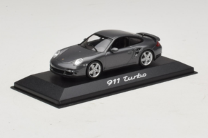Porsche 911 997 Turbo Grey Metallic Minichamps 1:43 WAP02013016 Метал — снимка 2 от 5