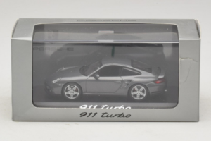Porsche 911 997 Turbo Grey Metallic Minichamps 1:43 WAP02013016 Метал — снимка 5 от 5