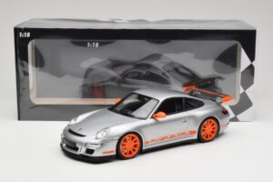 Porsche 911 997.1 GT3 RS Сребрист с Оранжеви Джанти Minichamps 1:18 155062120 Метал — снимка 6 от 6