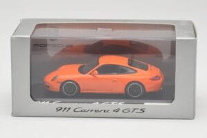 Porsche 911 997.2 Carrera 4 GTS Оранжев Minichamps 1:43 WAP0201140C Метал — снимка 4 от 4