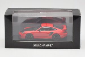 Porsche 911 997.2 GT2 RS Червен с Черни Джанти Minichamps 1:43 400069407 Метал — снимка 4 от 4
