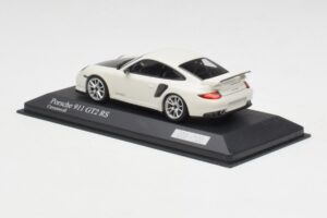 Porsche 911 997.2 GT2 RS Бял със Сребърни Джанти Minichamps 1:43 400069405 Метал — снимка 3 от 4