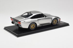 Porsche 911 930 Almeras Biturbo 3.3 Сребрист Kess 1:18 KE18005B Смола — снимка 2 от 6